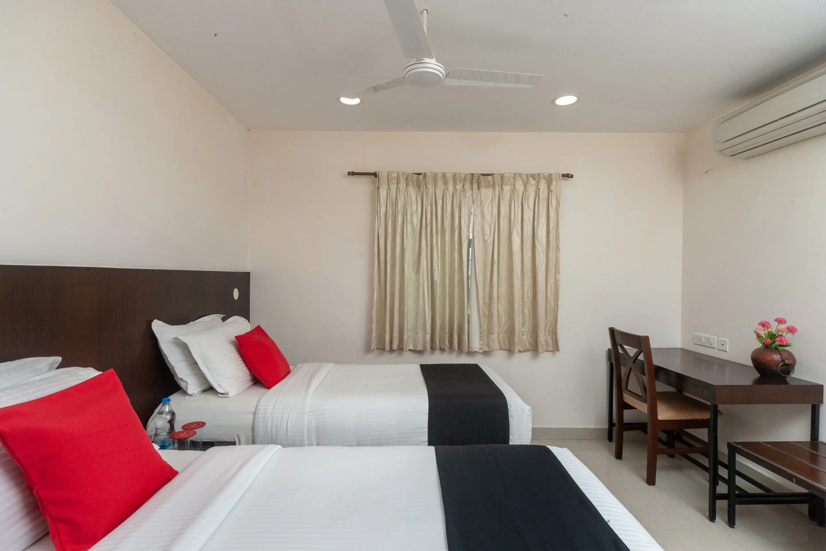 Capital O 27794 Virgo Comfort Homes