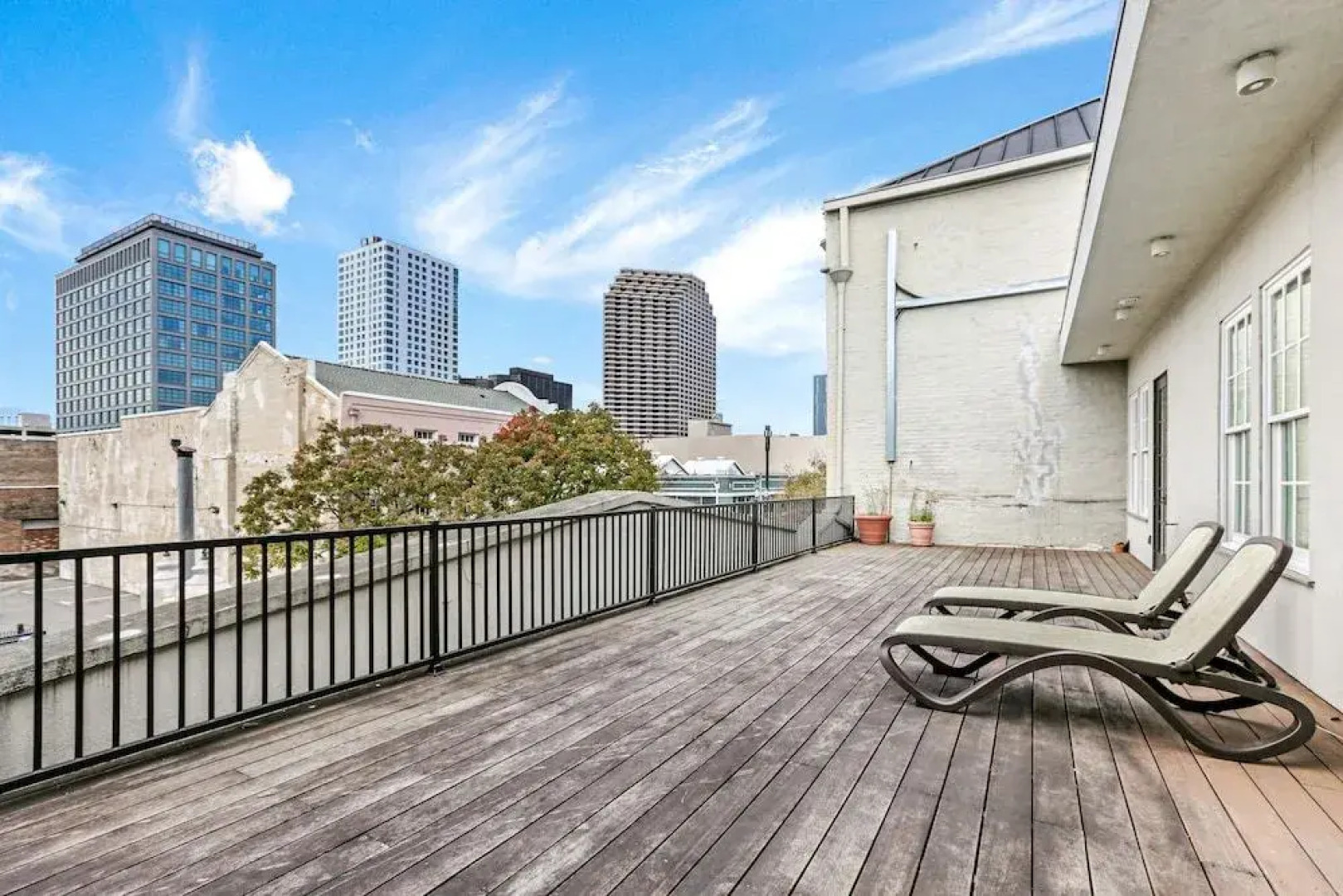 Stunning 5 BR Urban Oasis Downtown NOLA