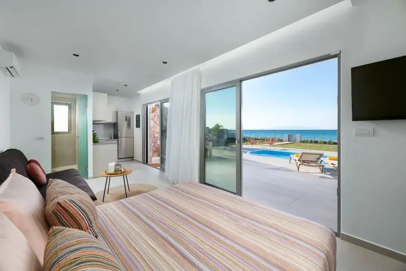 Kyra Beachfront House in Theologos Rhodes