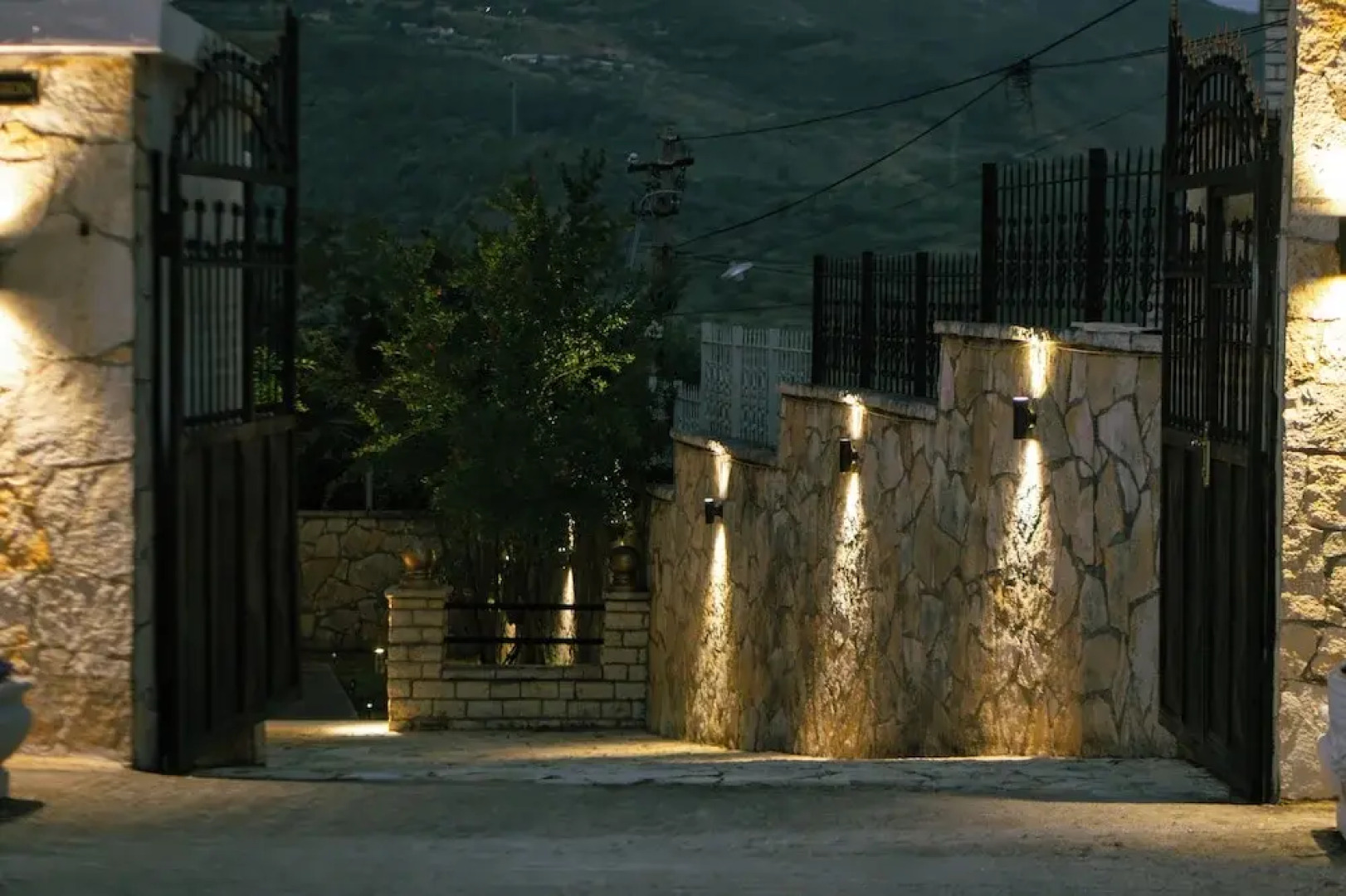 Tepelena Center Hotel