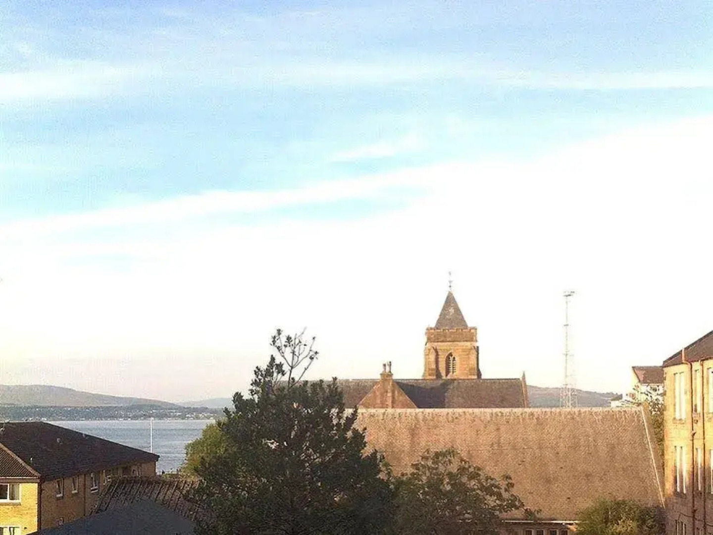 Spacious 2 Bedroom Apartment