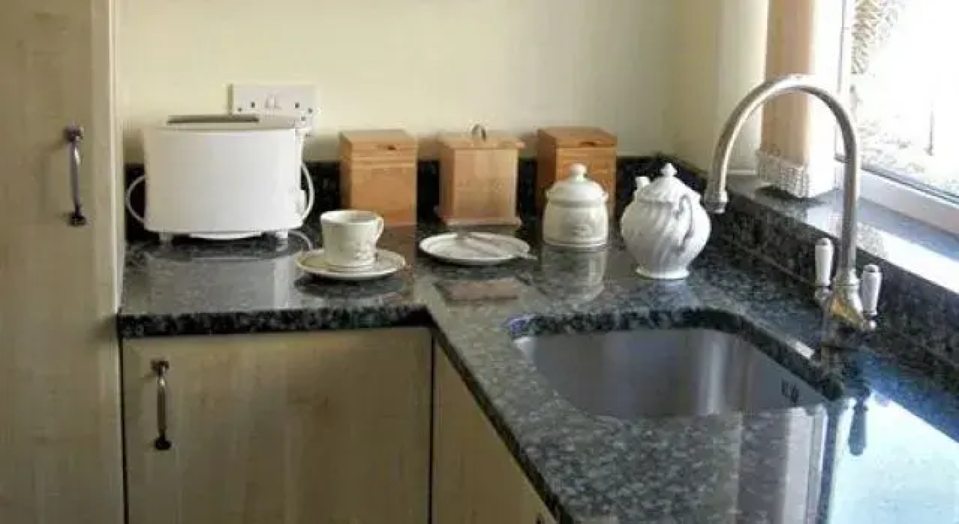 London Road Guest Accommodation