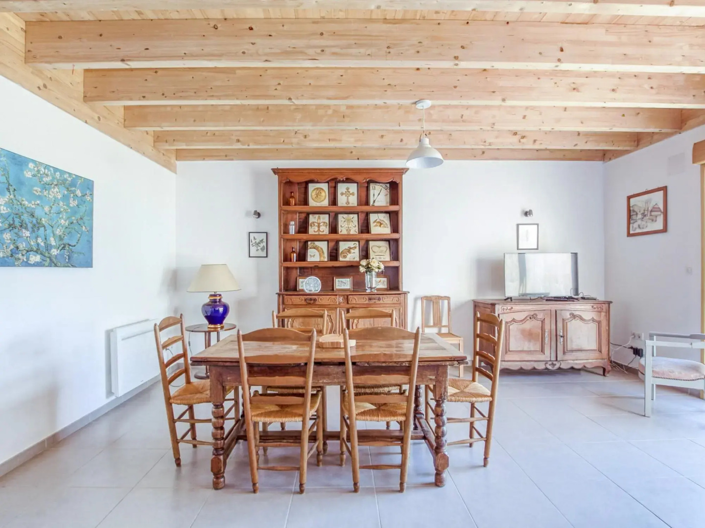 Pleasant Cottage in Challerange