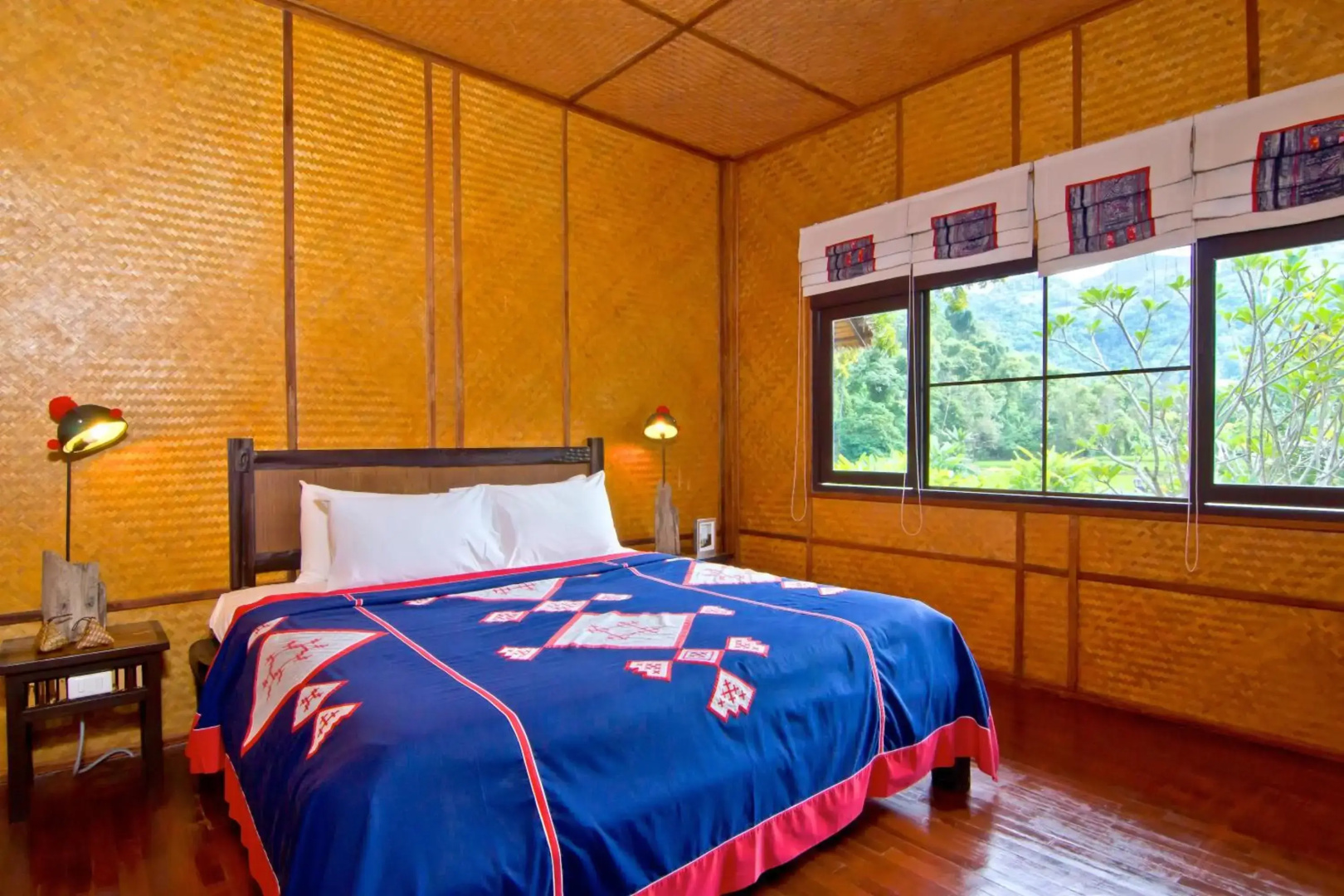 Hmong Hilltribe Lodge