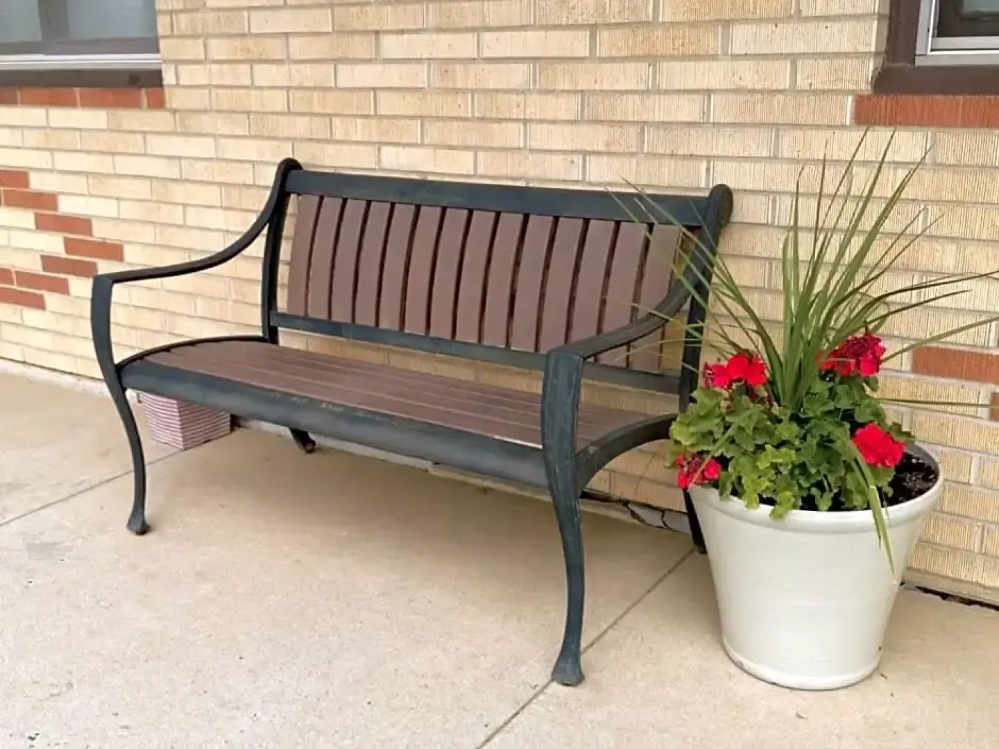 Budget Host 4U Motel