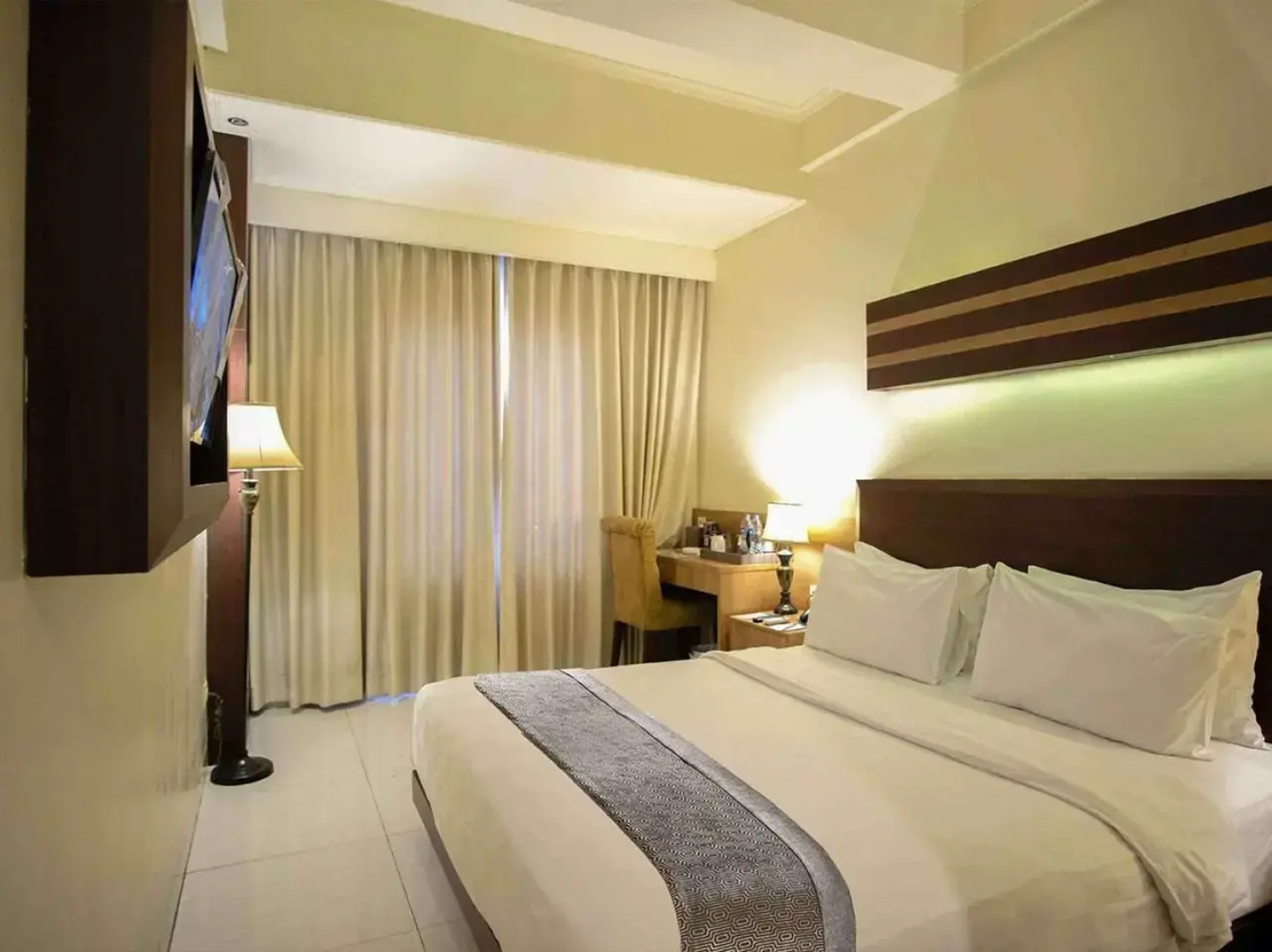 Sapphire Sky Hotel BSD City
