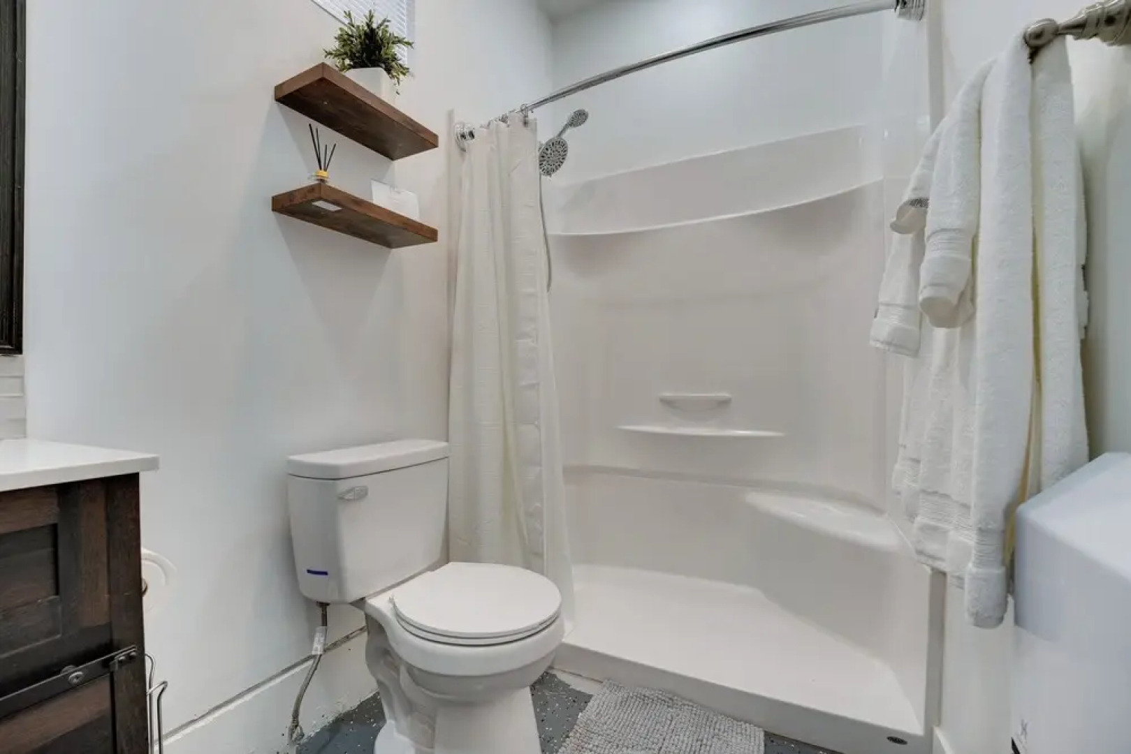 Pasco Studio Vacation Rental w/ Private Patio!