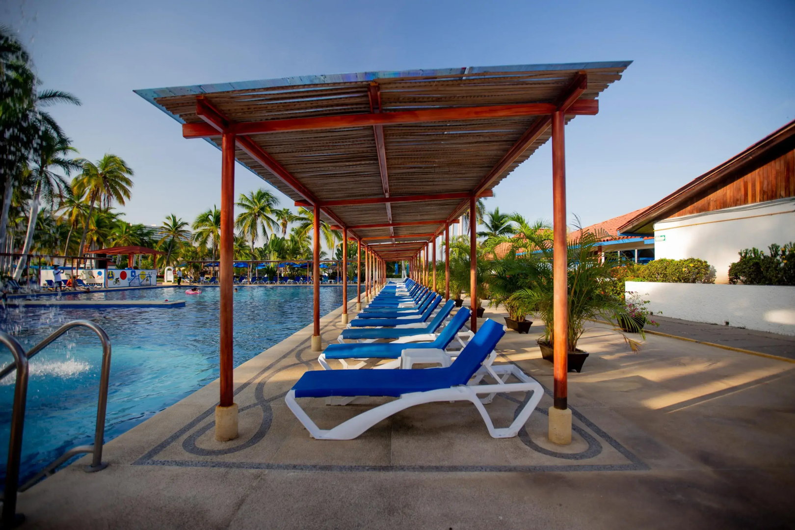 Qualton Club Ixtapa - All Inclusive
