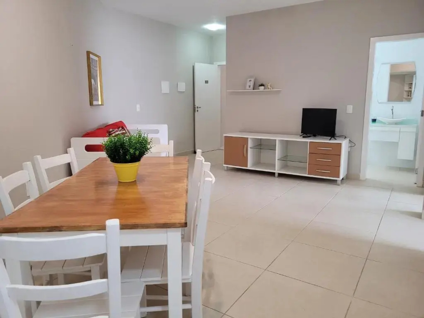 Apartamento completo no centro de Tijucas 105
