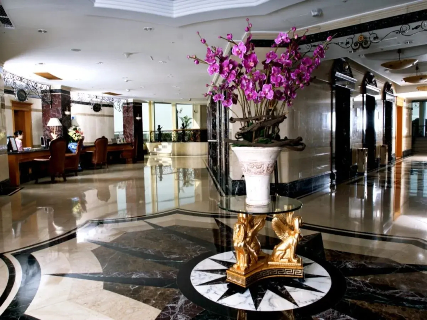 Dalian Harbour View Hotel