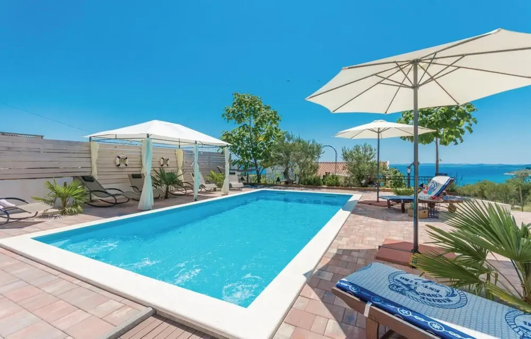 Awesome Home in Pakostane With 3 Bedrooms, Wifi and Outdoor Swimming Pool