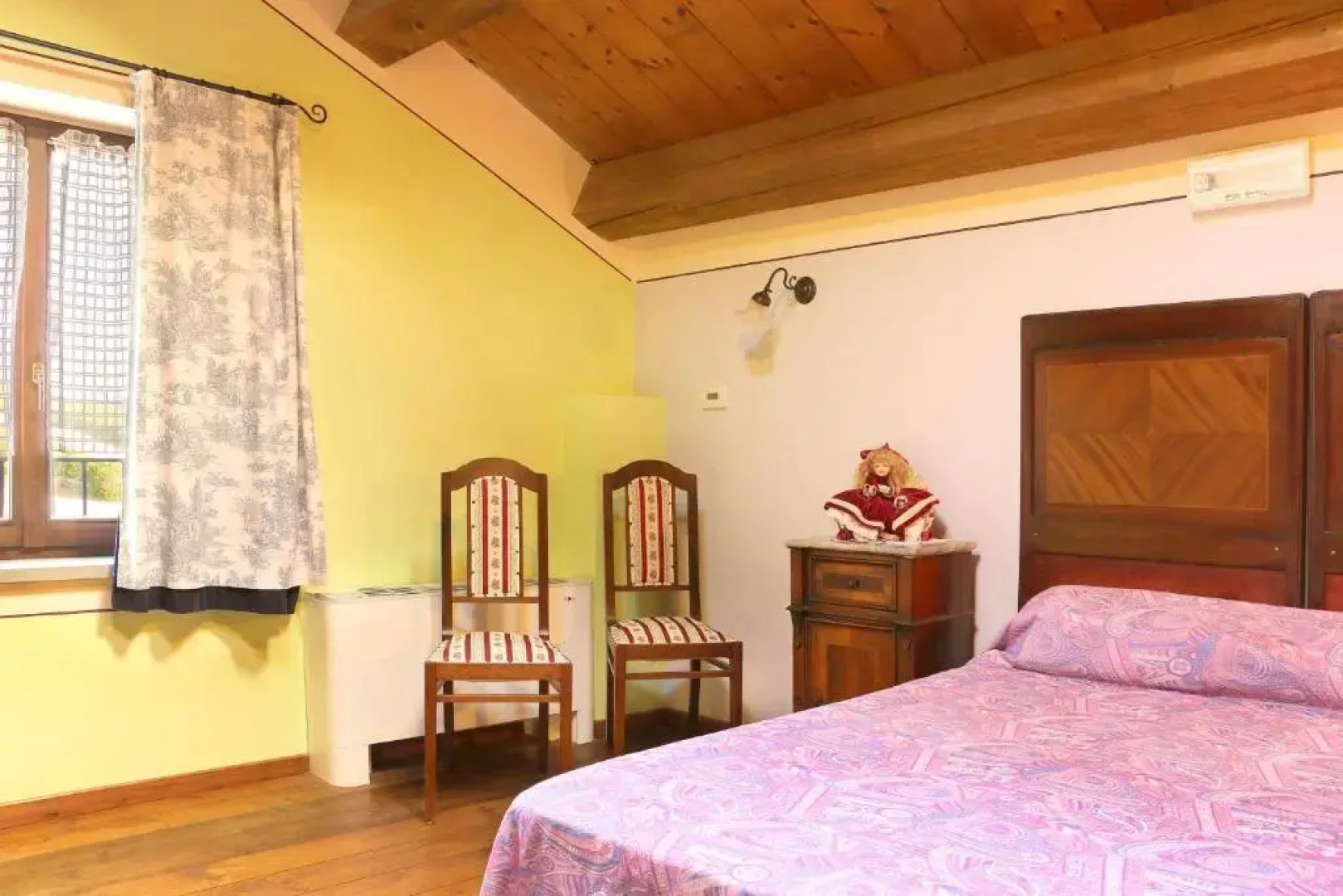 Villa with 6 bedrooms in Provincia di Ancona with wonderful mountain view private pool furnished garden 30 km from the beach