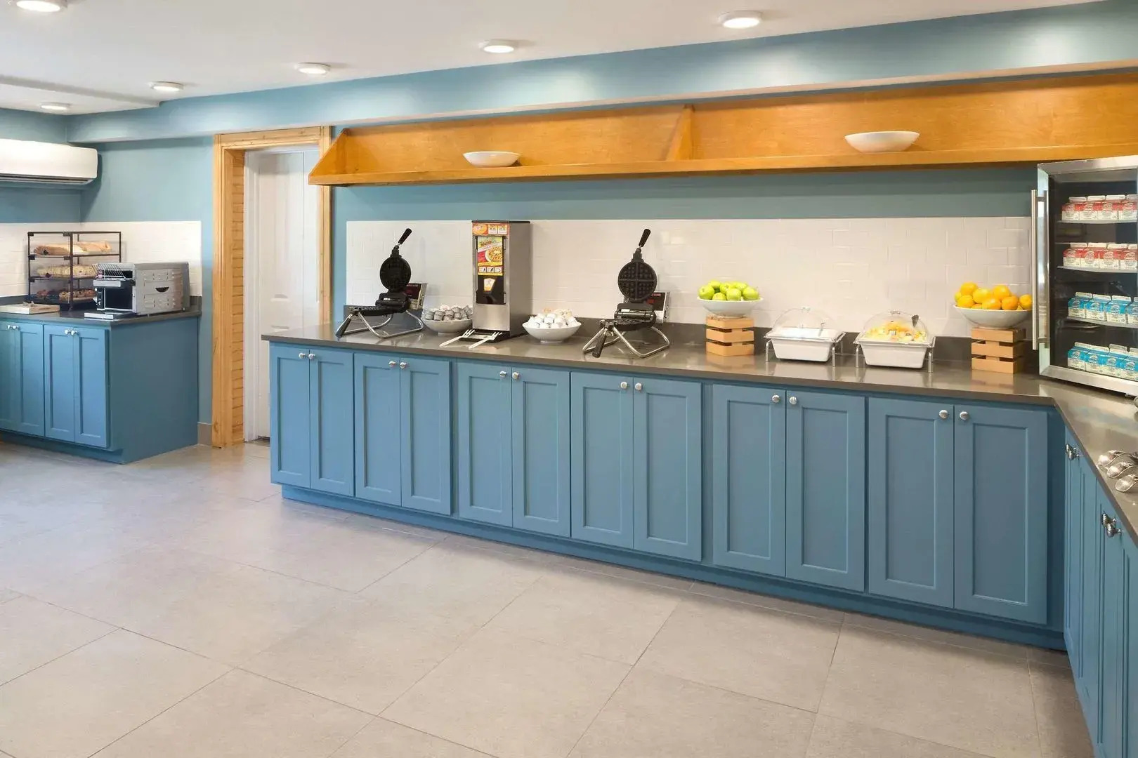 Country Inn & Suites by Radisson, Gatlinburg, TN