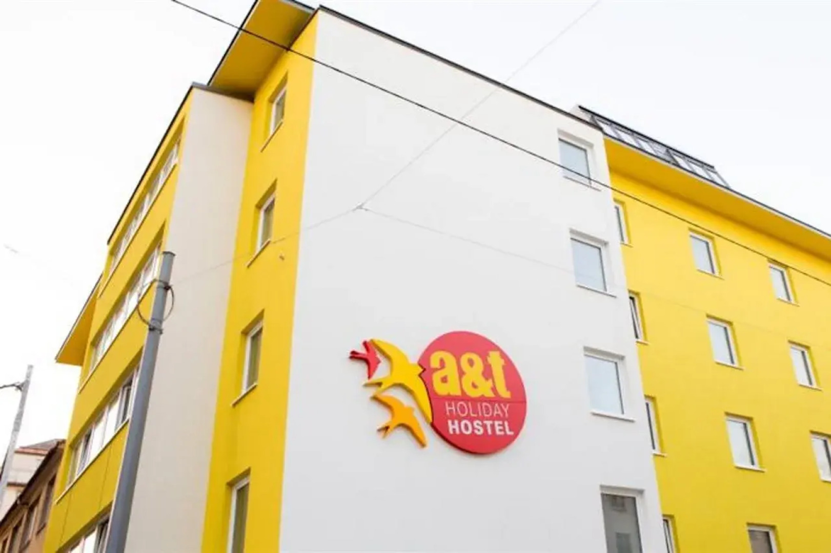 A&T Hotel & Hostel
