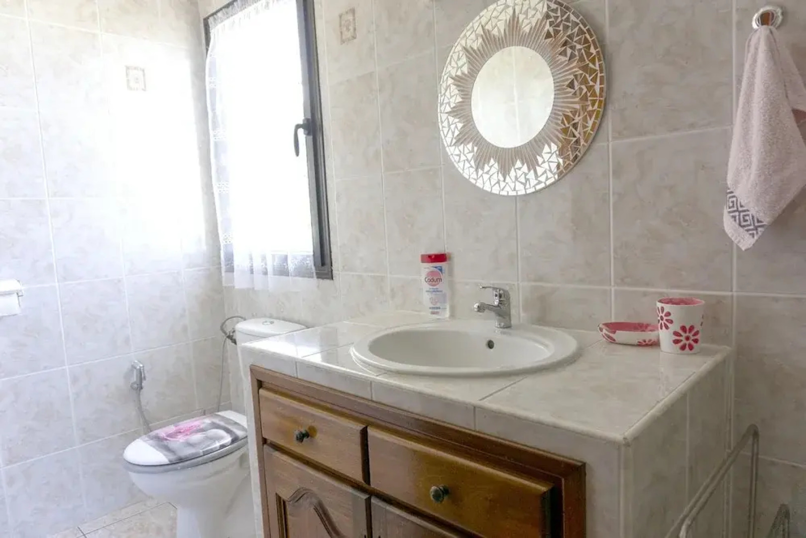 Apartment With 3 Bedrooms in Petite Île, With Wonderful sea View, Enclosed Garden and Wifi Near the Beach