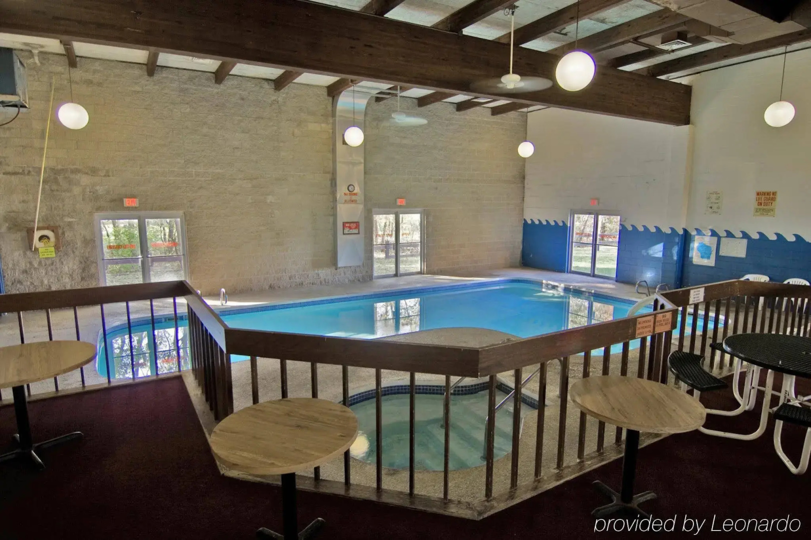 Voyageur Inn and Conference Center