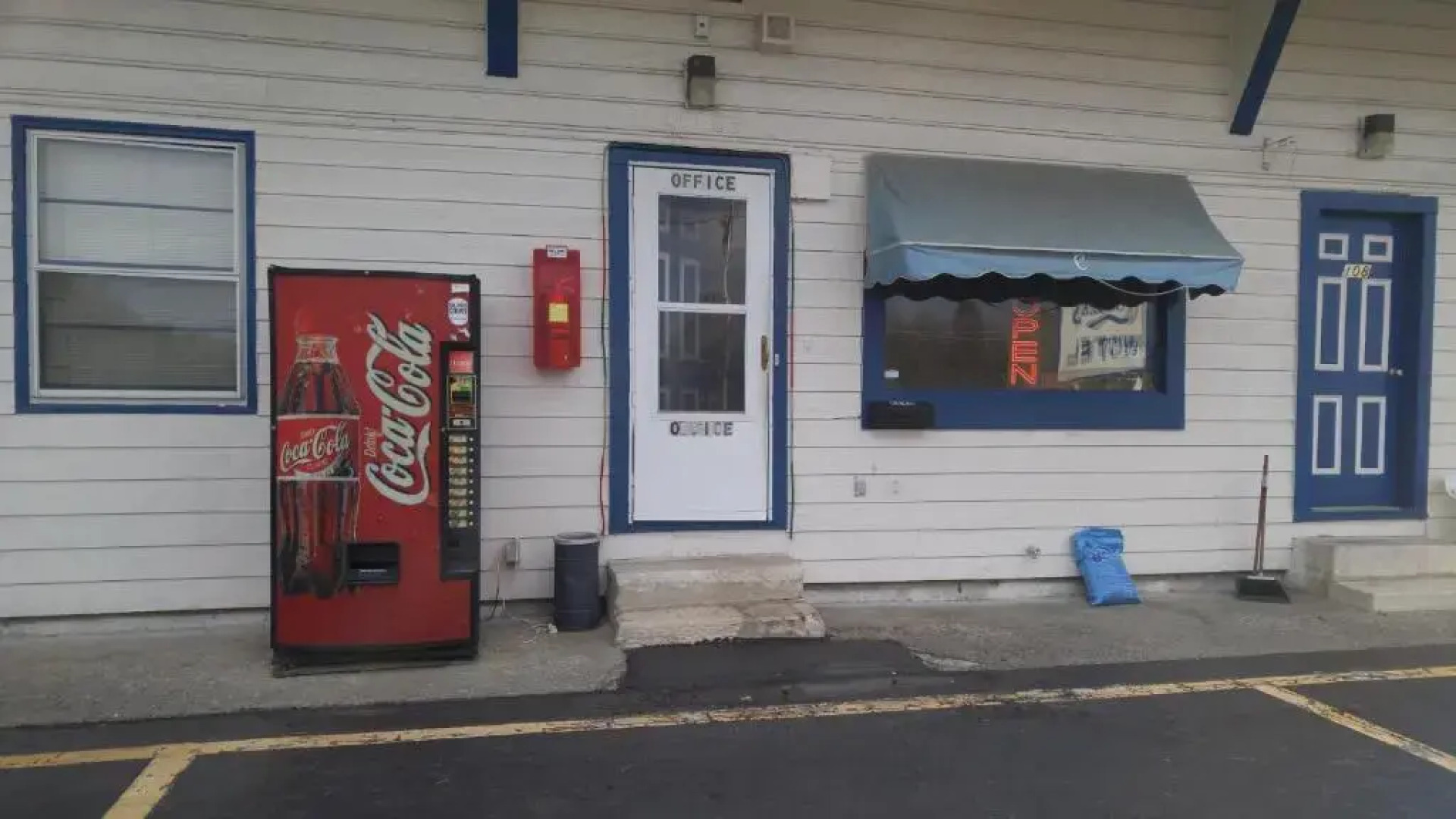 Coccas Motel - Malta