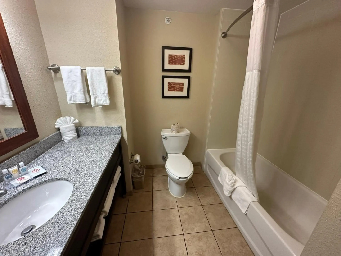 Comfort Inn St. Clairsville