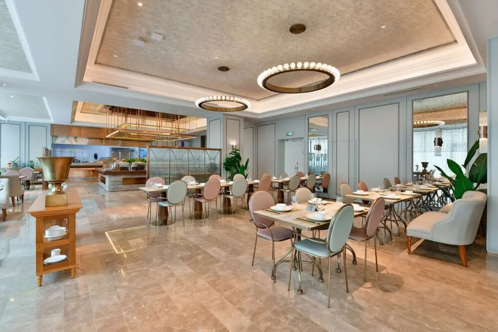 Mercure Yibin Port