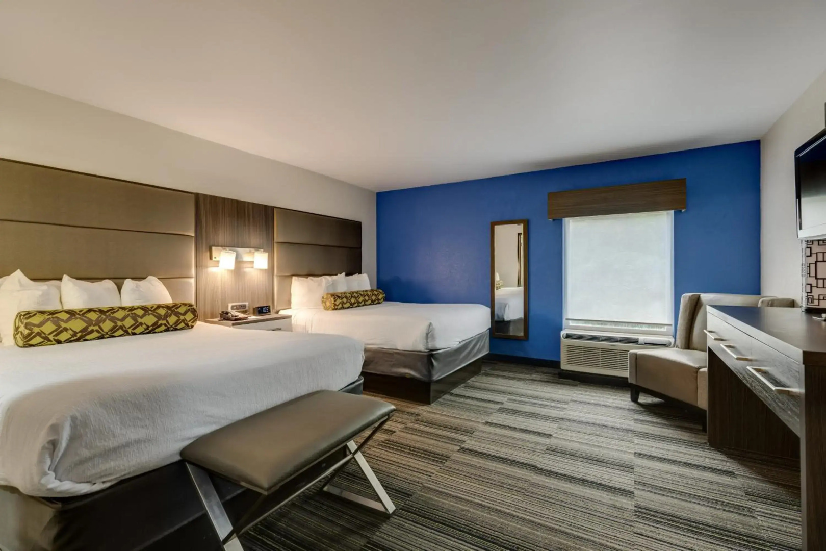 The Alexis Inn & Suites - Nashville Airport