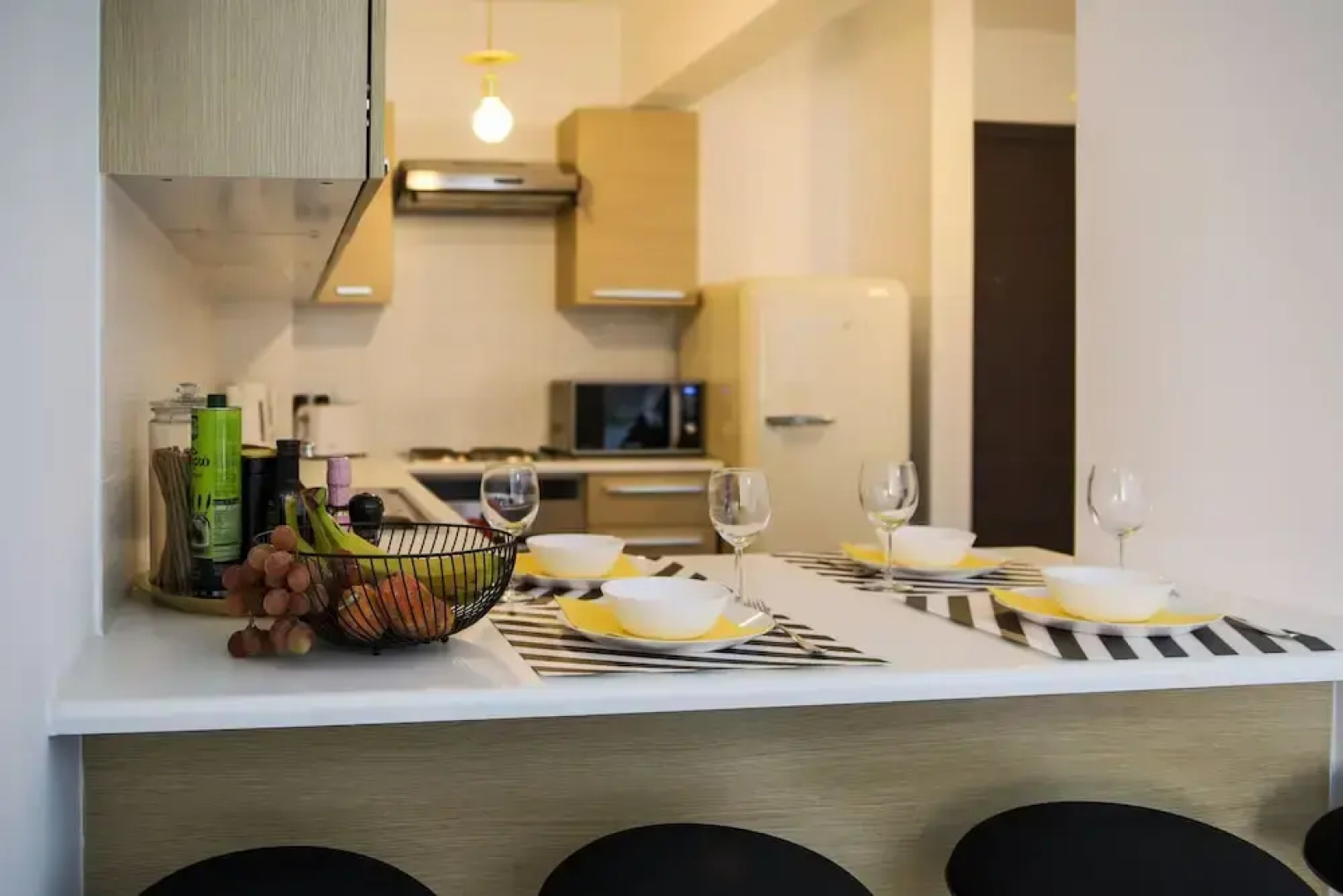 Phaedrus Living: City Luxury Flat Anemone 103