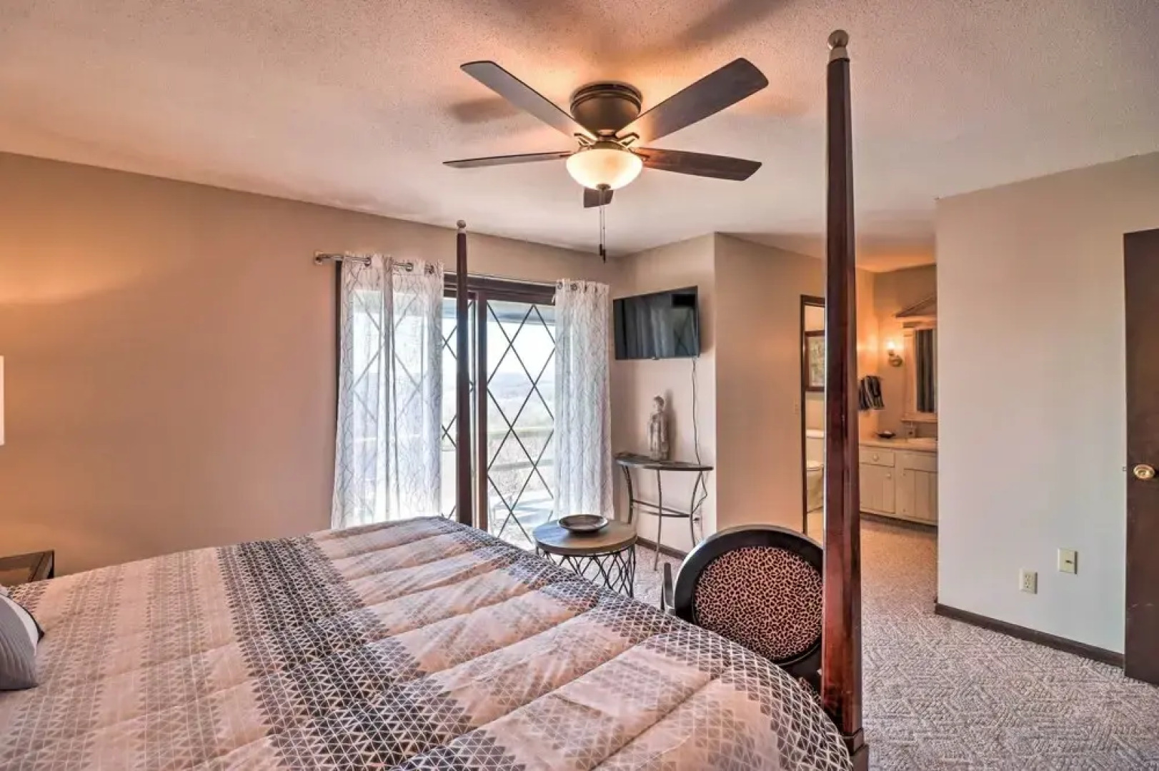 'soaring Heights' w/ Sunset & Mountain Views