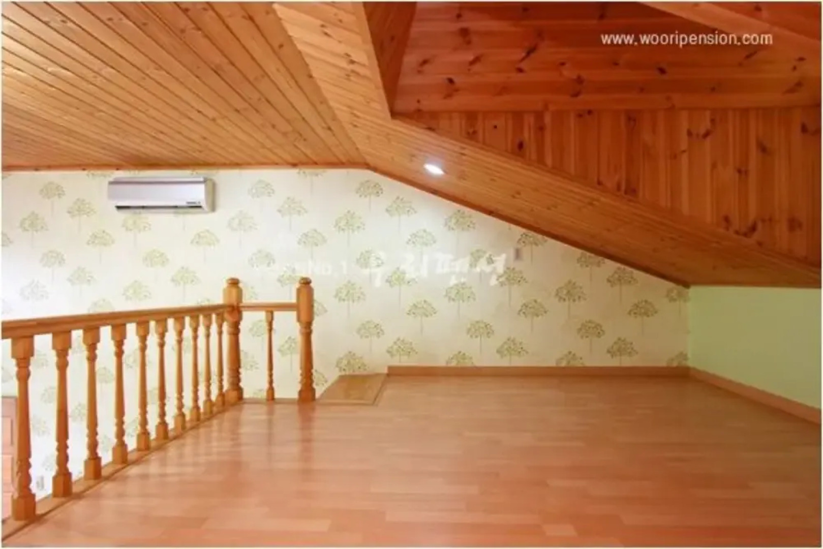 Yangpyeong Over the Mountain Pension