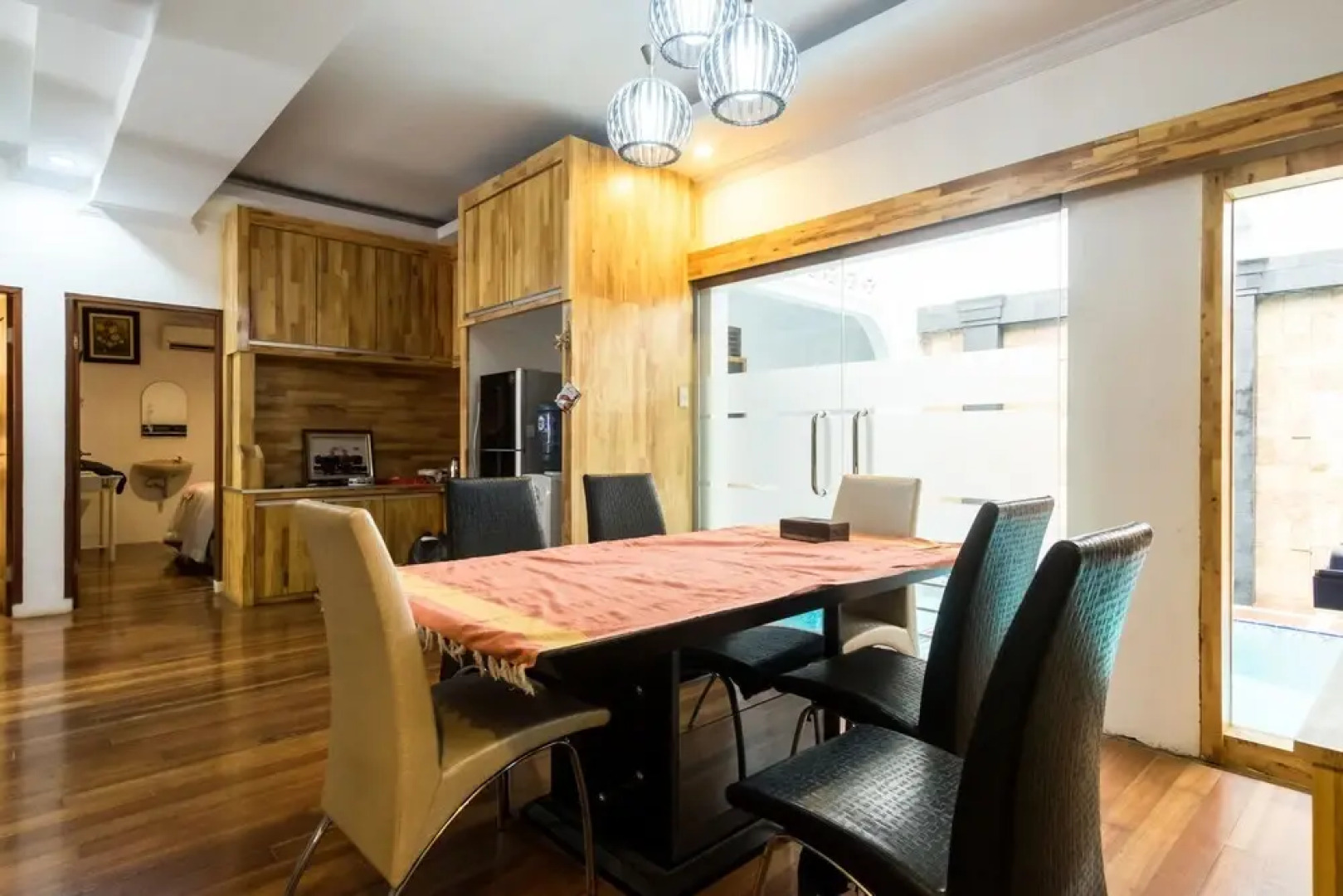 Naufal Guest House by OYO Rooms