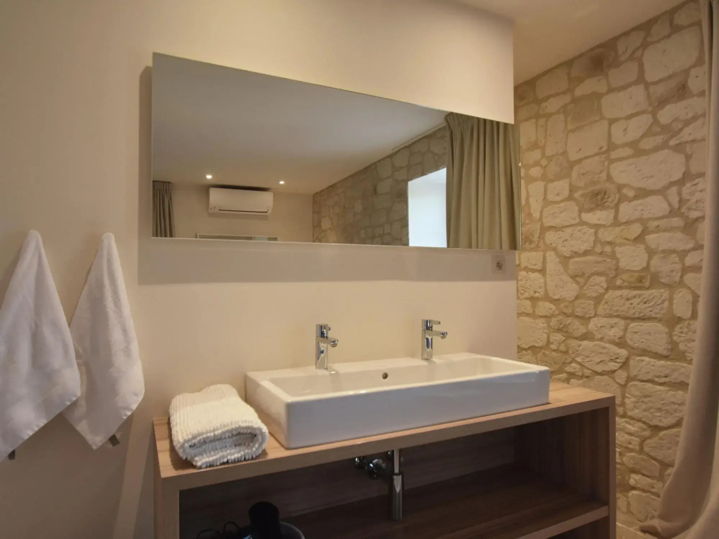 Classy Apartment in Villesèque-des-Corbières with Swimming Pool