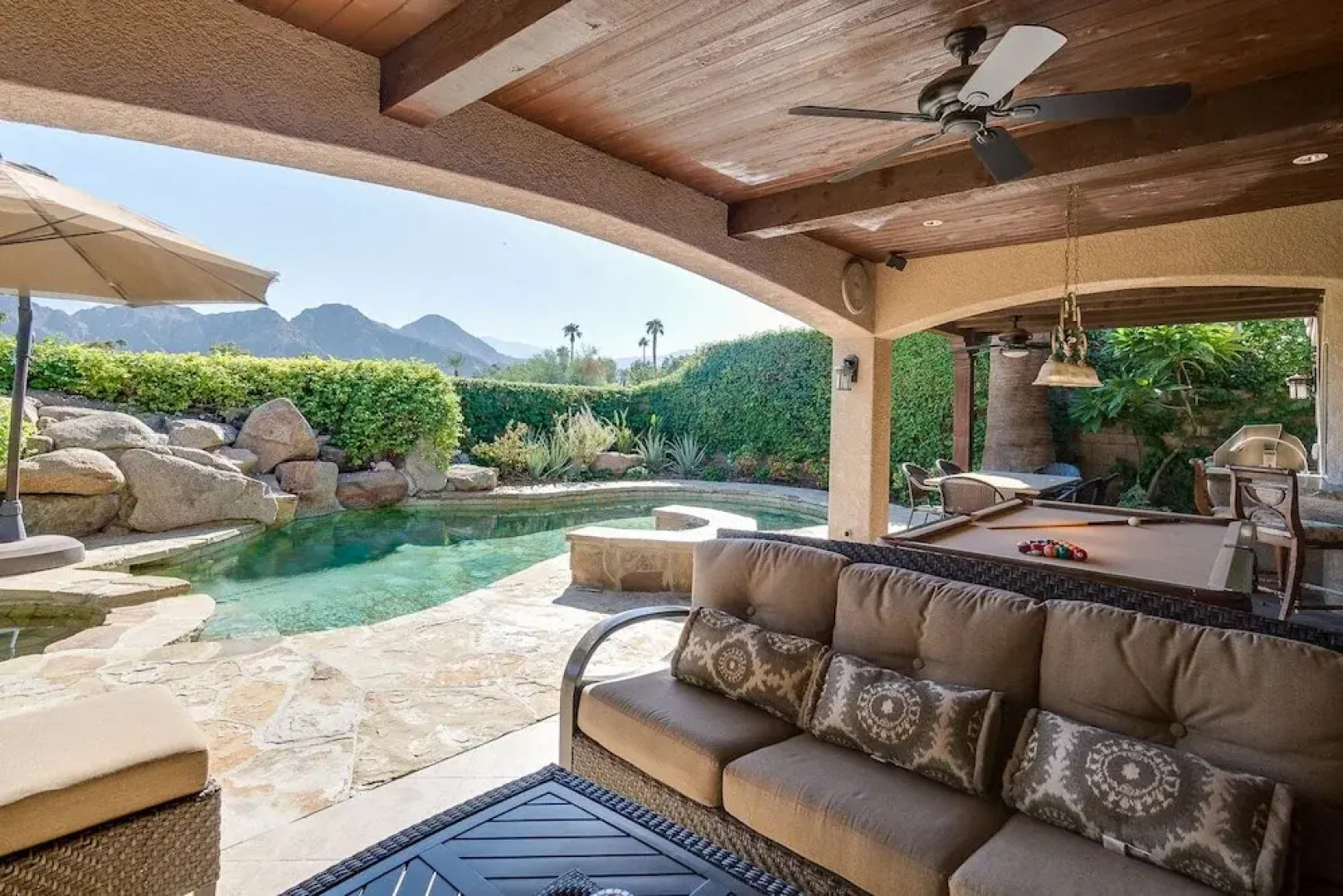 Indian Wells 3br/ 2ba Pool,jacuzzi/ Bbq 3 Bedroom Home