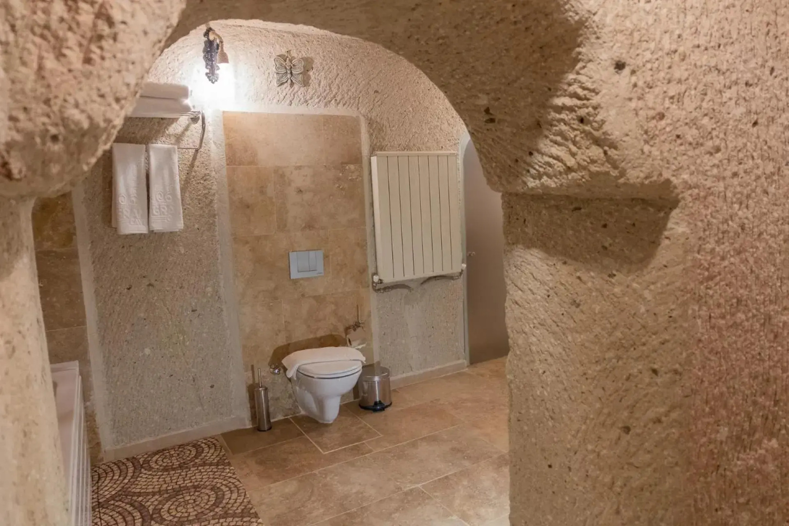 Grand Elite Cave Suites