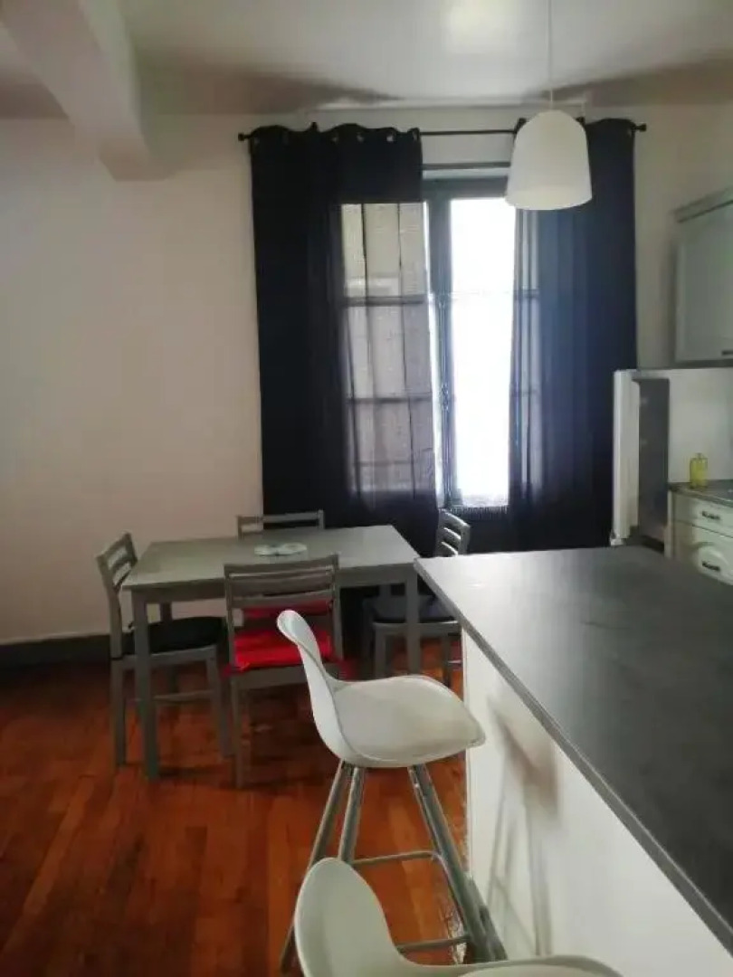 Appartement de 2 chambres avec wifi a Beaugency