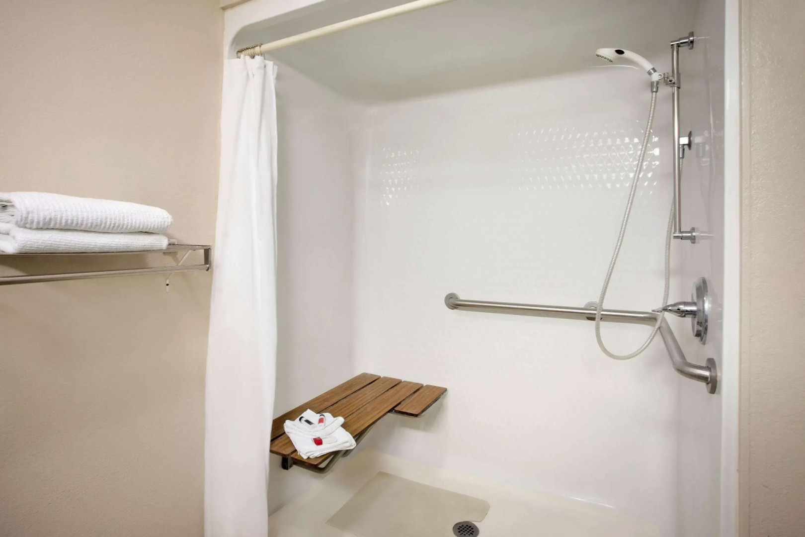 Travelodge by Wyndham Dexter