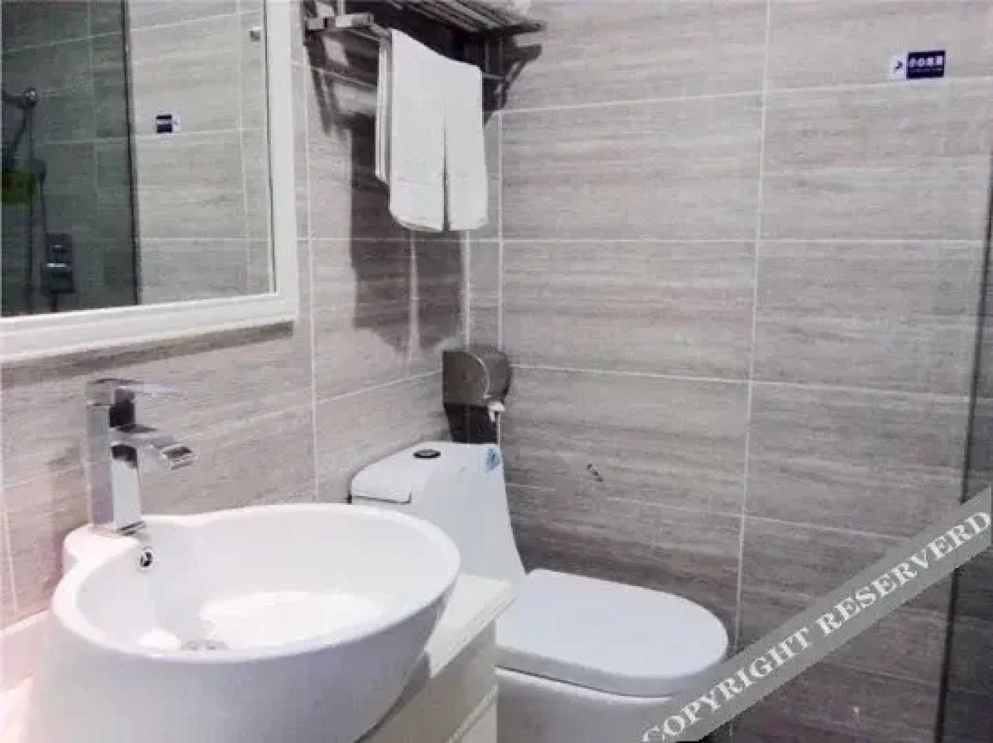 驻马店蓝鲸天驿大酒店