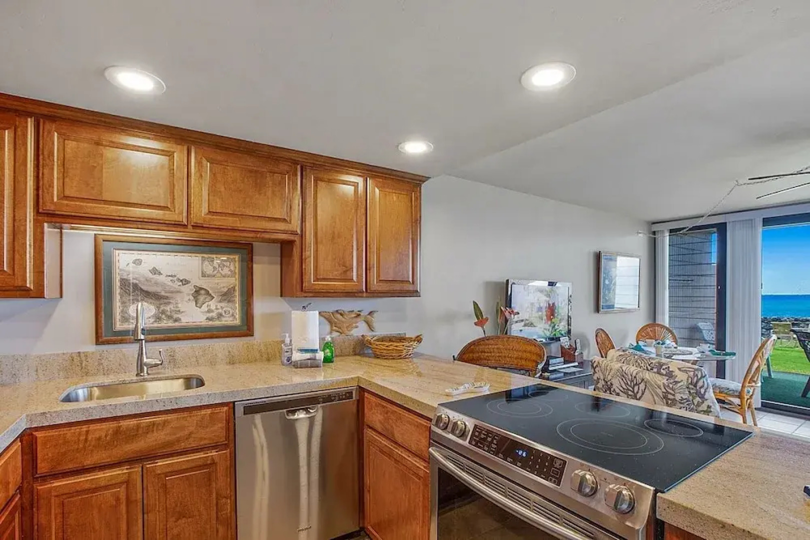 Kaleialoha #207 1 Bedroom 1 Bathroom Condo by Redawning