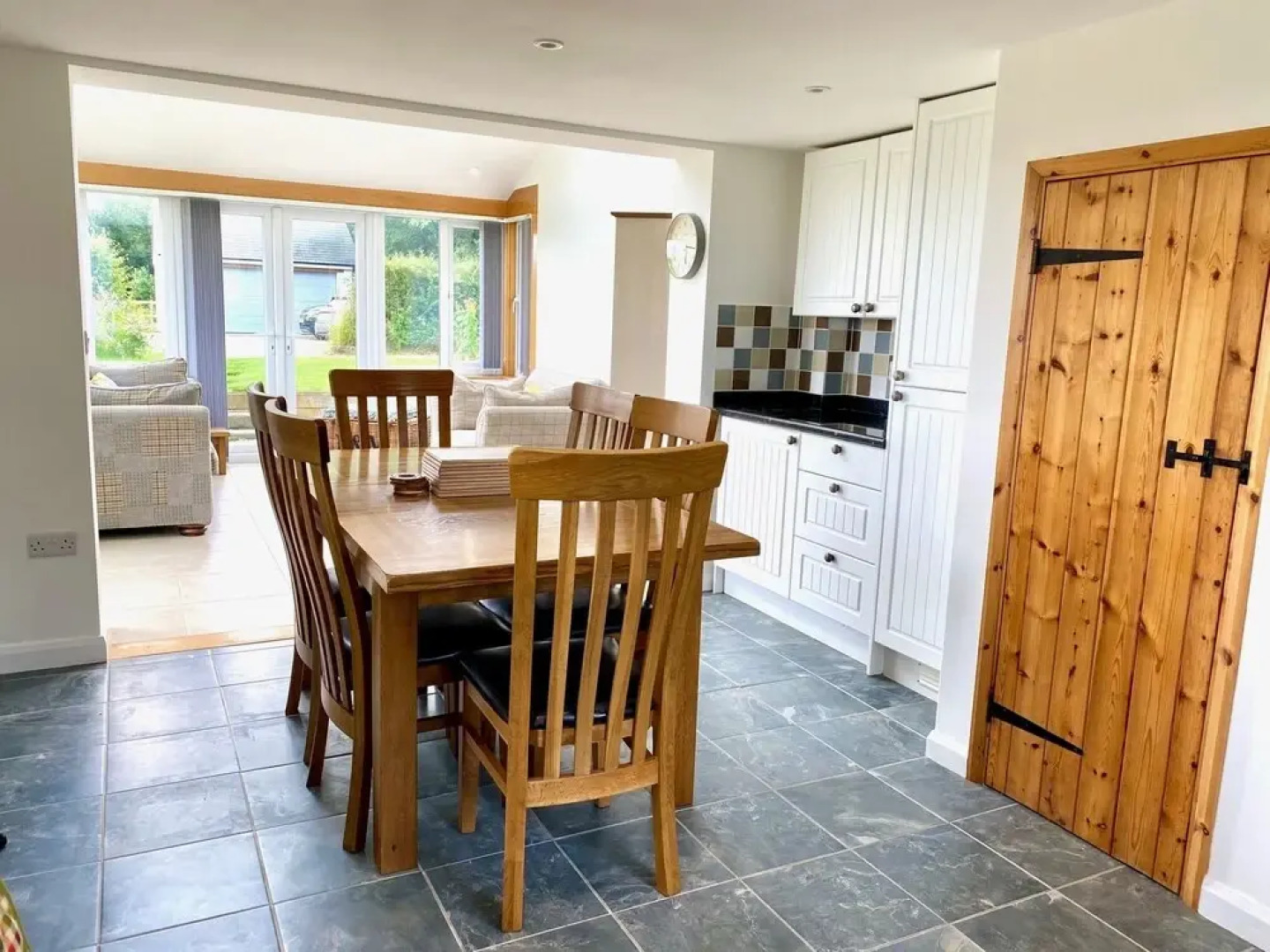 Charming Cottage for 5 Near Dartmoor, Beach, Pub