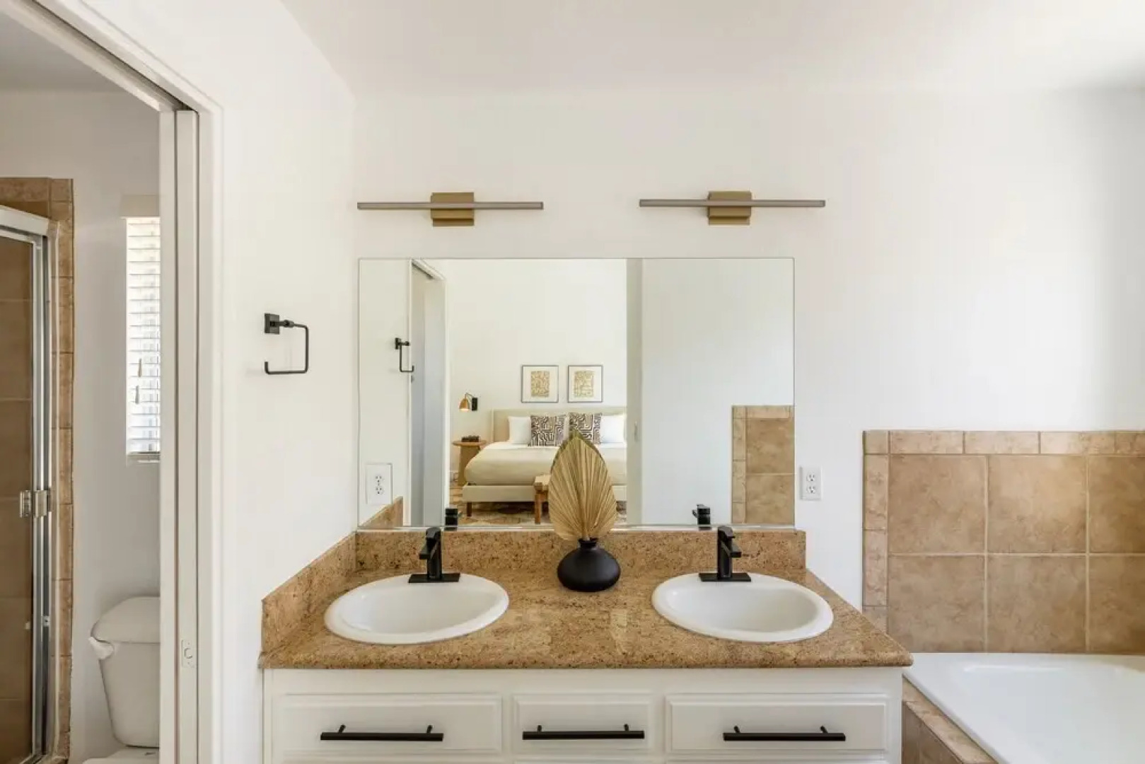 Desert View by Avantstay20mins From Joshua Tree! w/ Container Pool!