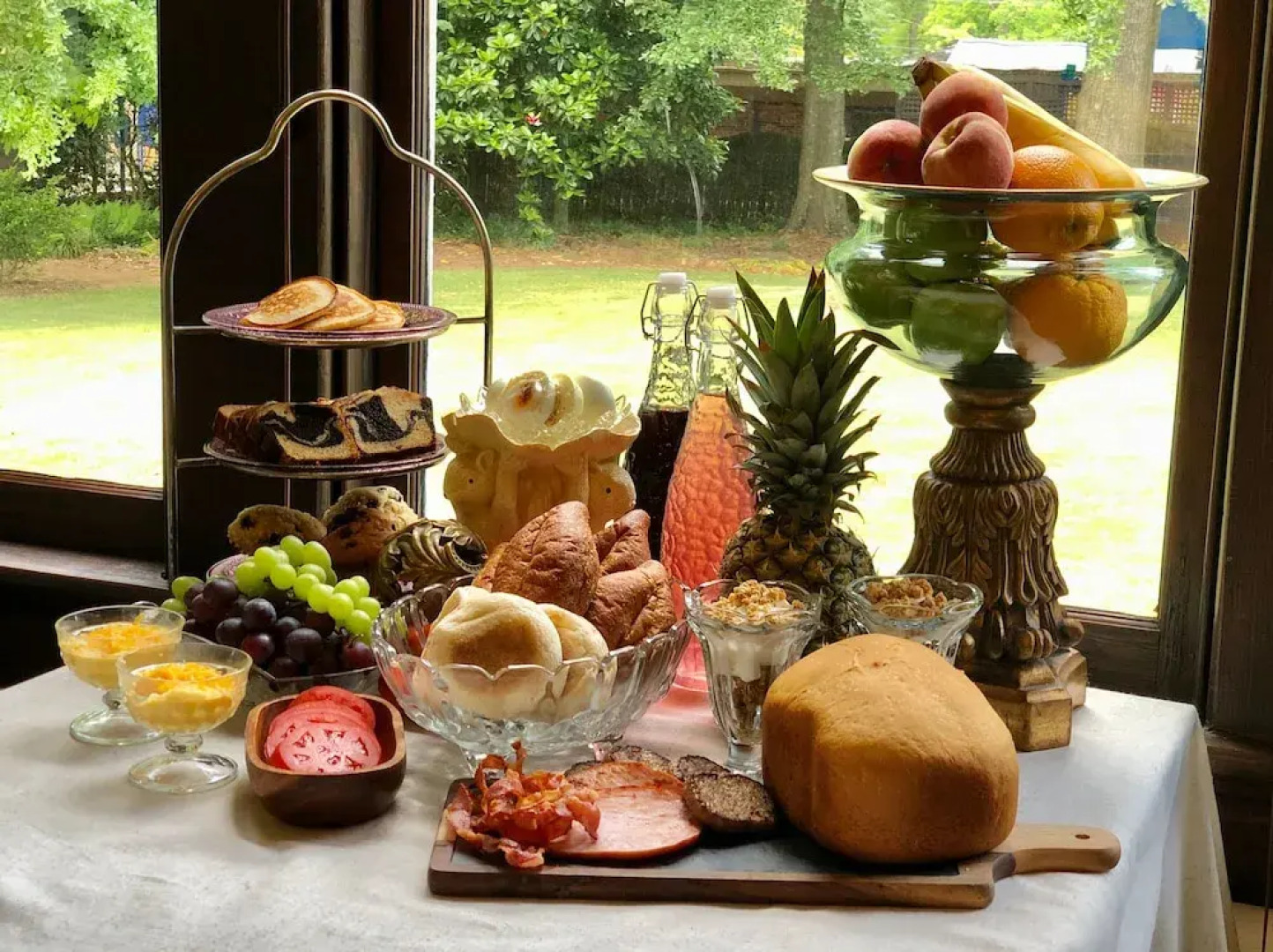 Heritage House Bed & Breakfast - Boutique Adults-Only Inn