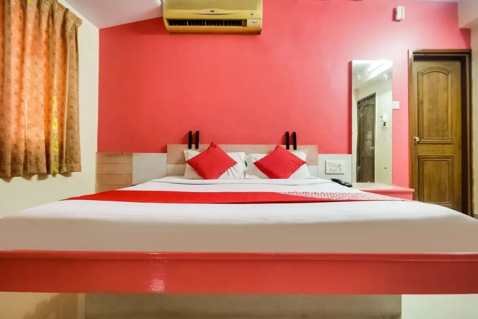 OYO 48043 Hotel Godavari