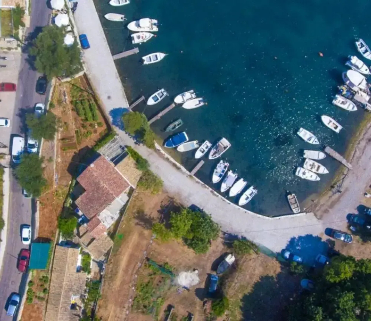 Alexandra Walk to Beach Sea Views A C Wifi Car Not Required - 218