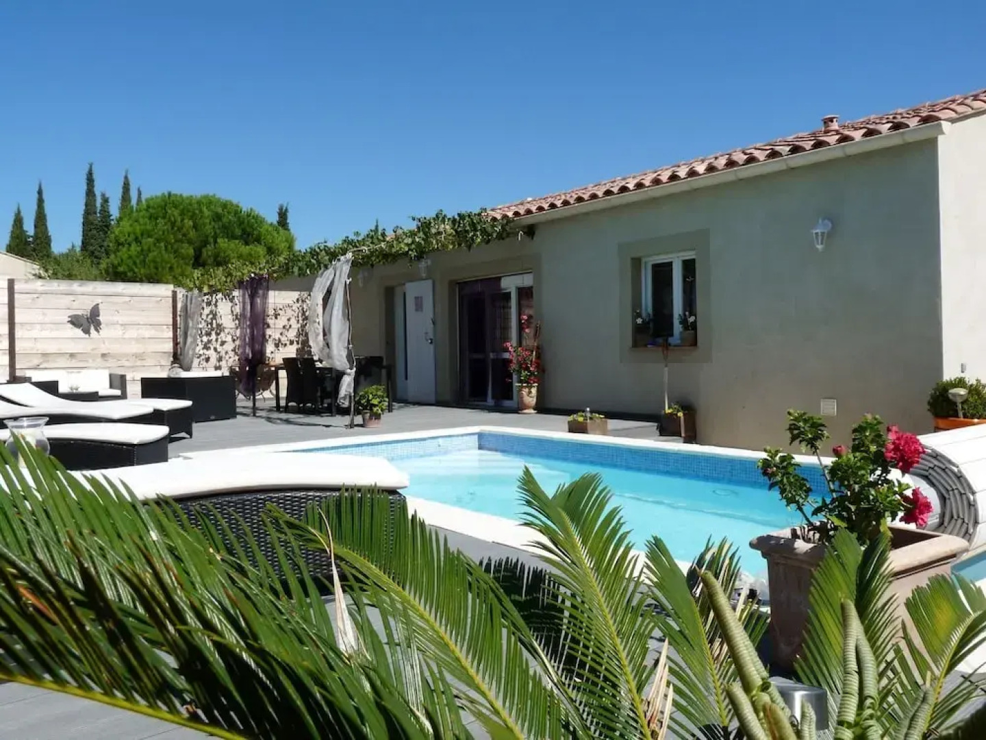 Villa With 3 Bedrooms in Tavel, With Private Pool, Enclosed Garden and