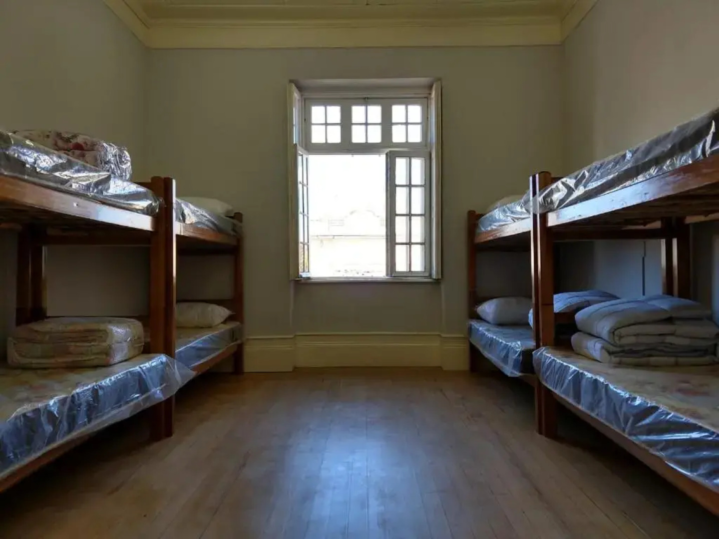 Vila Santa Eulália Hostel