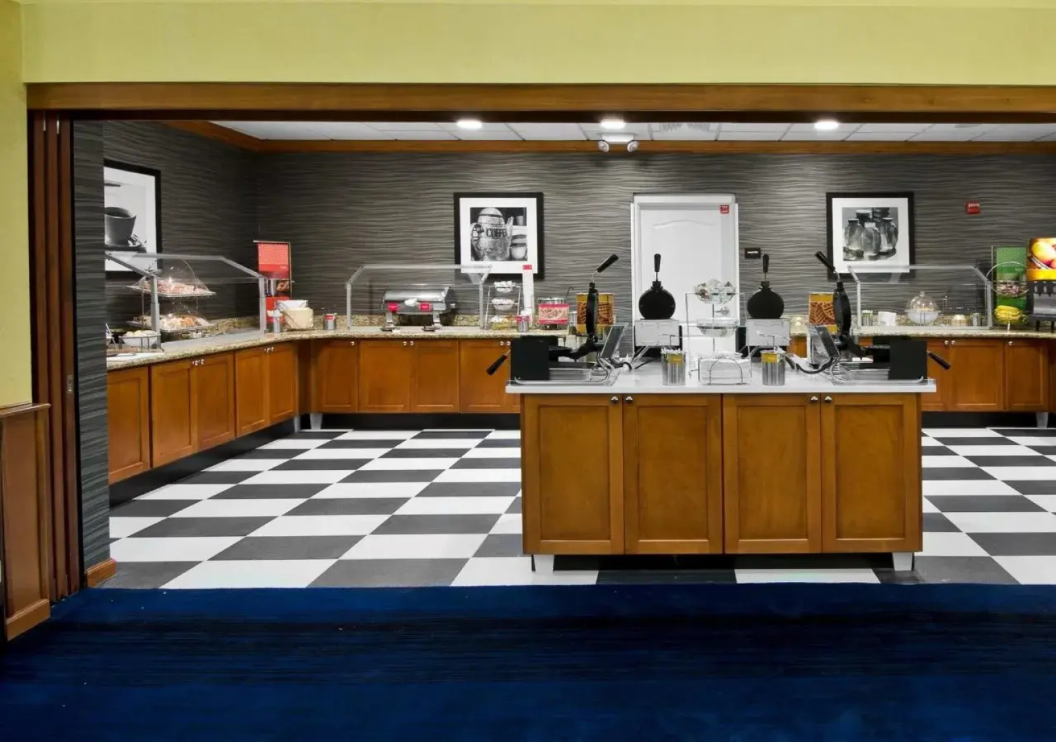 Hampton Inn & Suites Jacksonville Deerwood Park