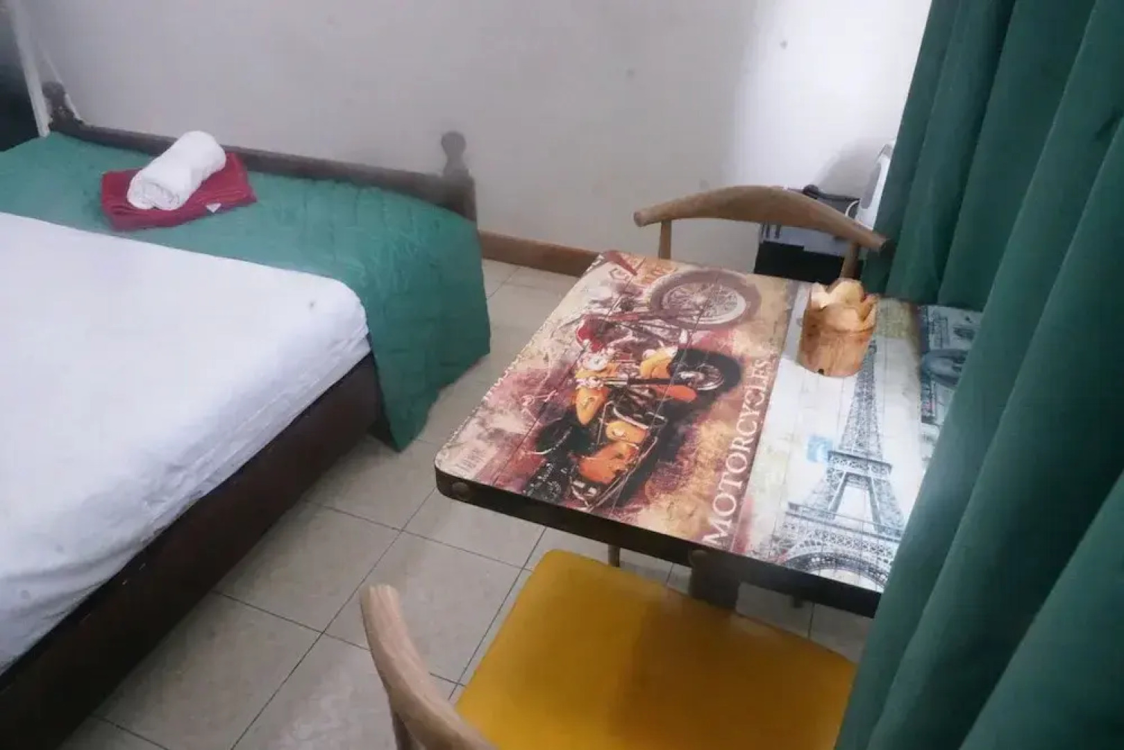 Happy Ours Guest House