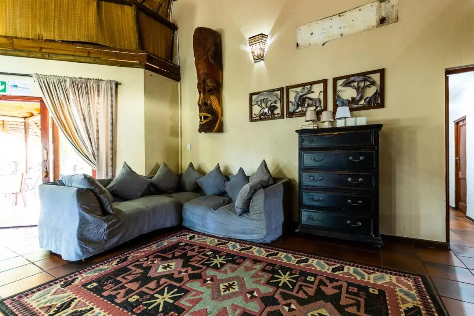 Nyathi Lodge