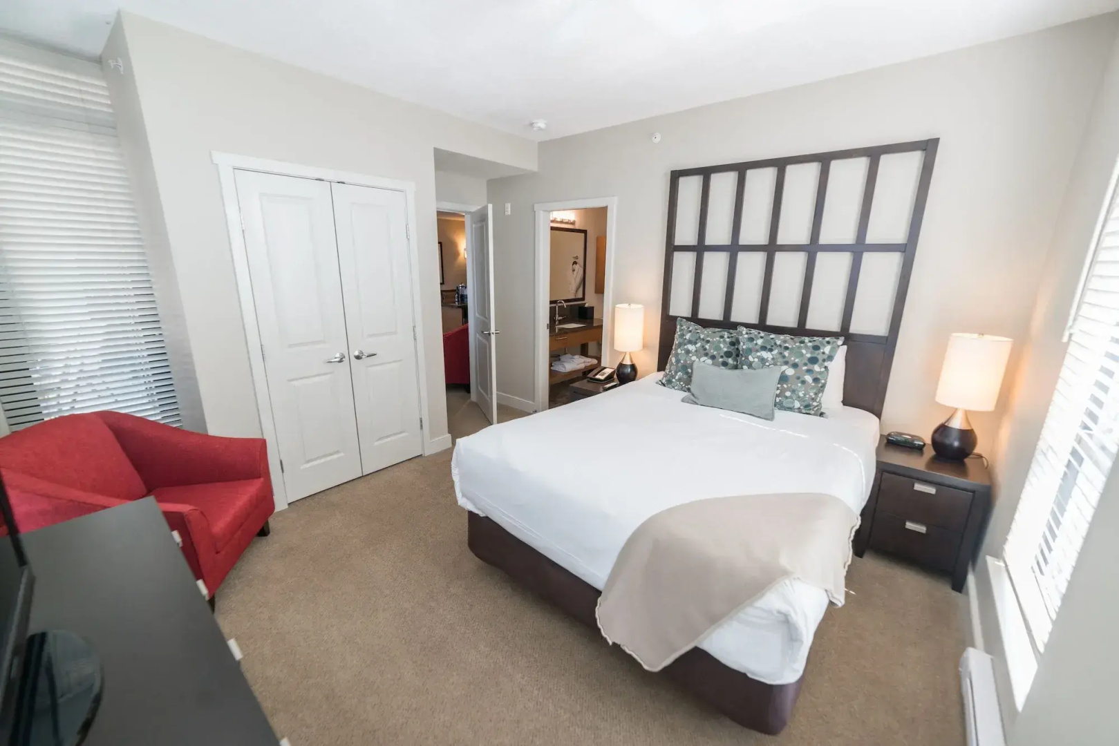 The Oswego Hotel