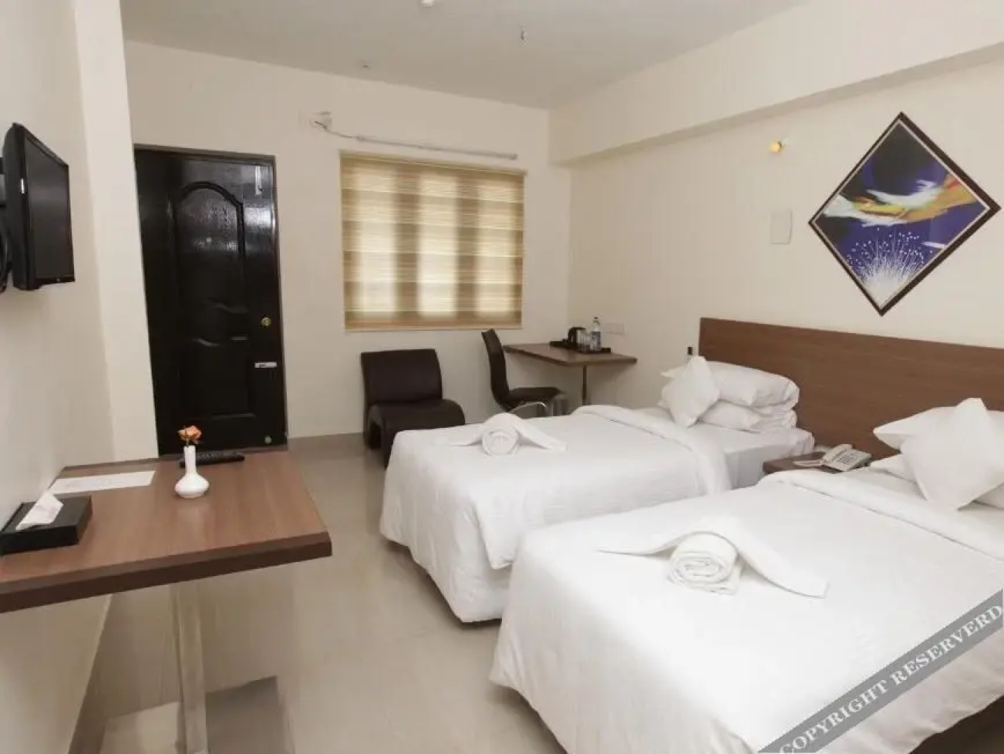Aakash Inn Tiruvannamalai