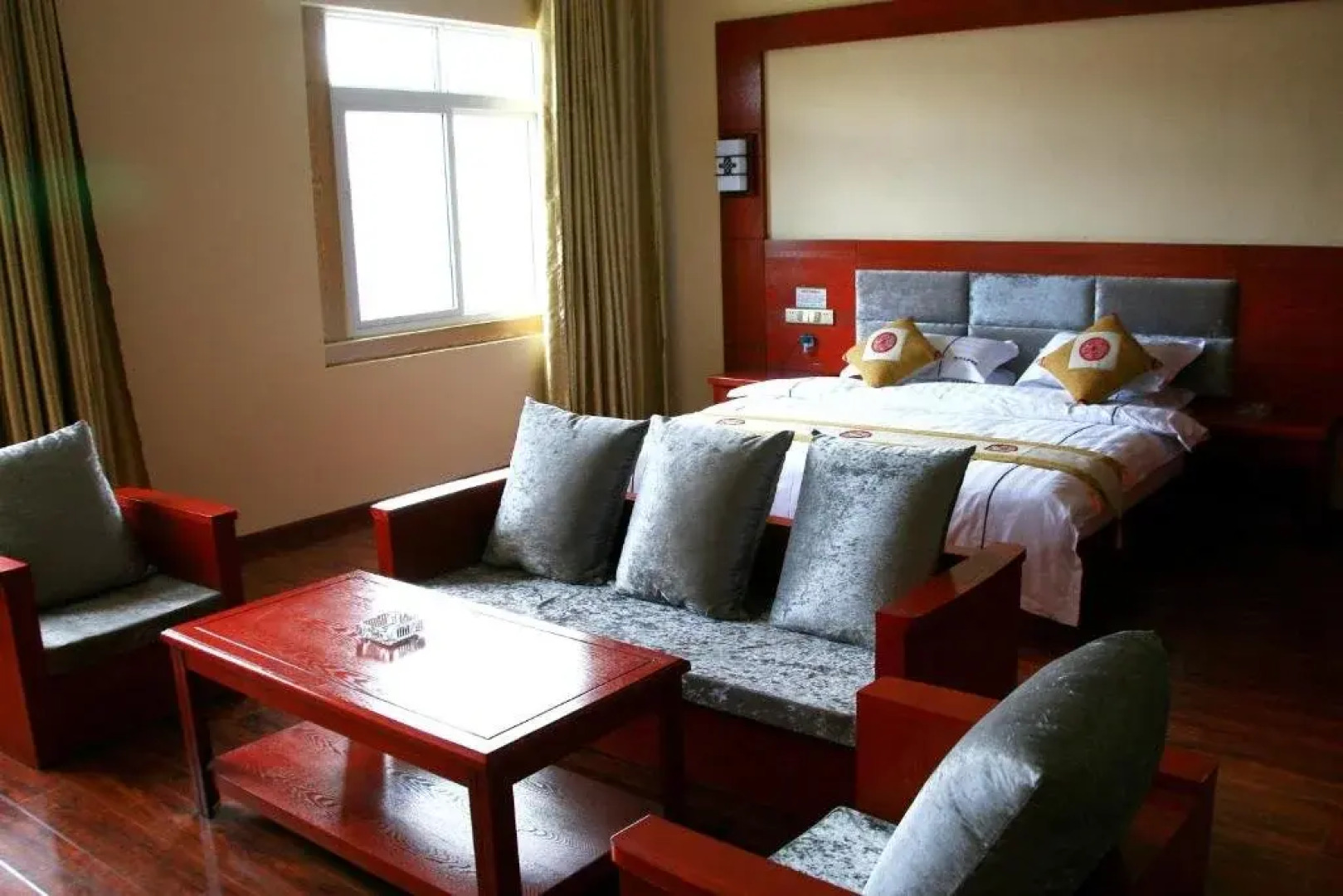 Pengcuodele Garden Hotel