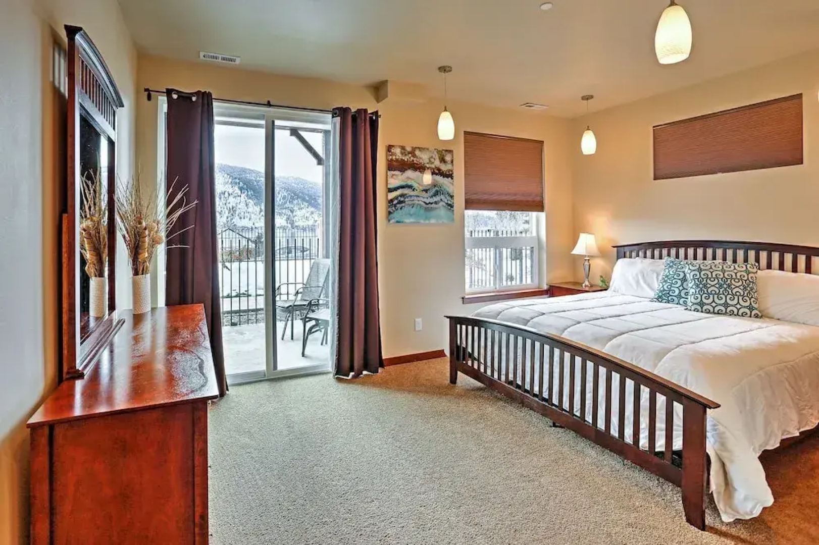 Marvelous Manson Condo, Steps to Lake Chelan Beach