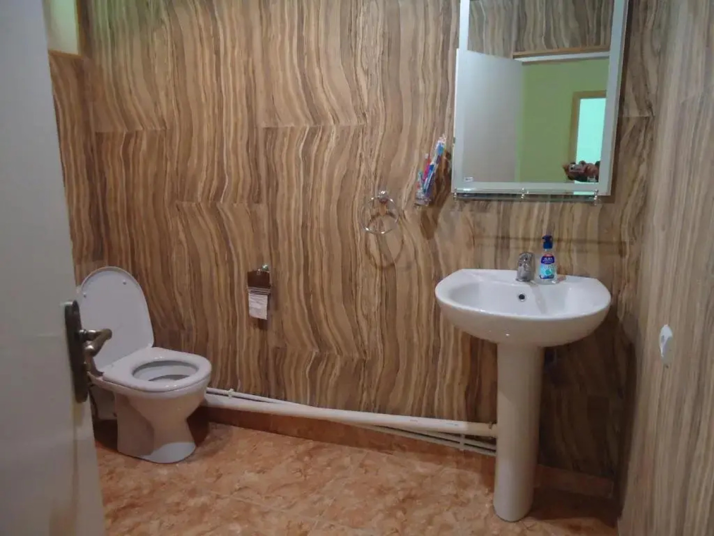 The River House Yeghegis